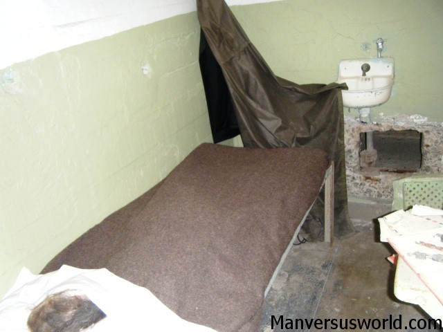 The view inside Frank Morris' cell at Alcatraz