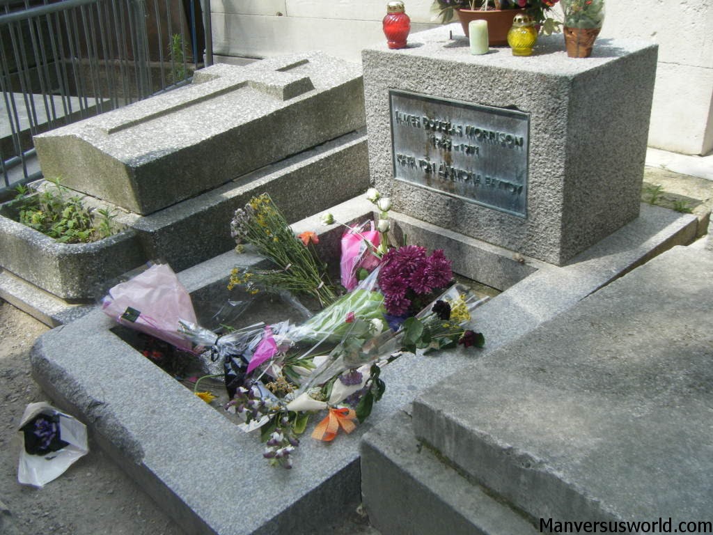 Jim Morrison grave in Paris