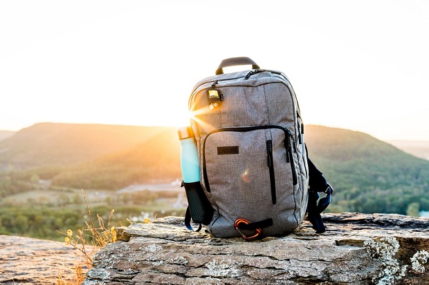 Top Tips for Men to Buy the Best Backpack for Traveling