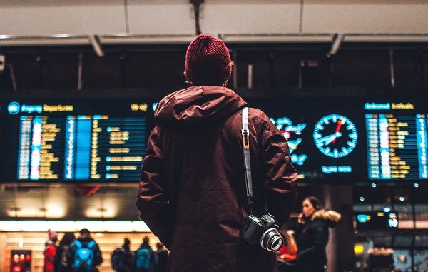 5 Ways to Deal with a Delayed Flight