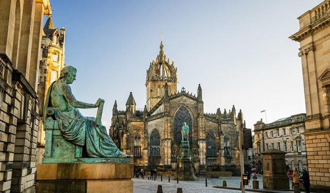 Five Reasons to Visit Edinburgh