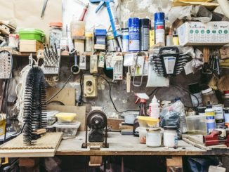 All The Steps In Building A DIY Garage Shelves