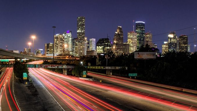 A Guide To Coping With Houston Traffic – Make Your Commute More Comfortable